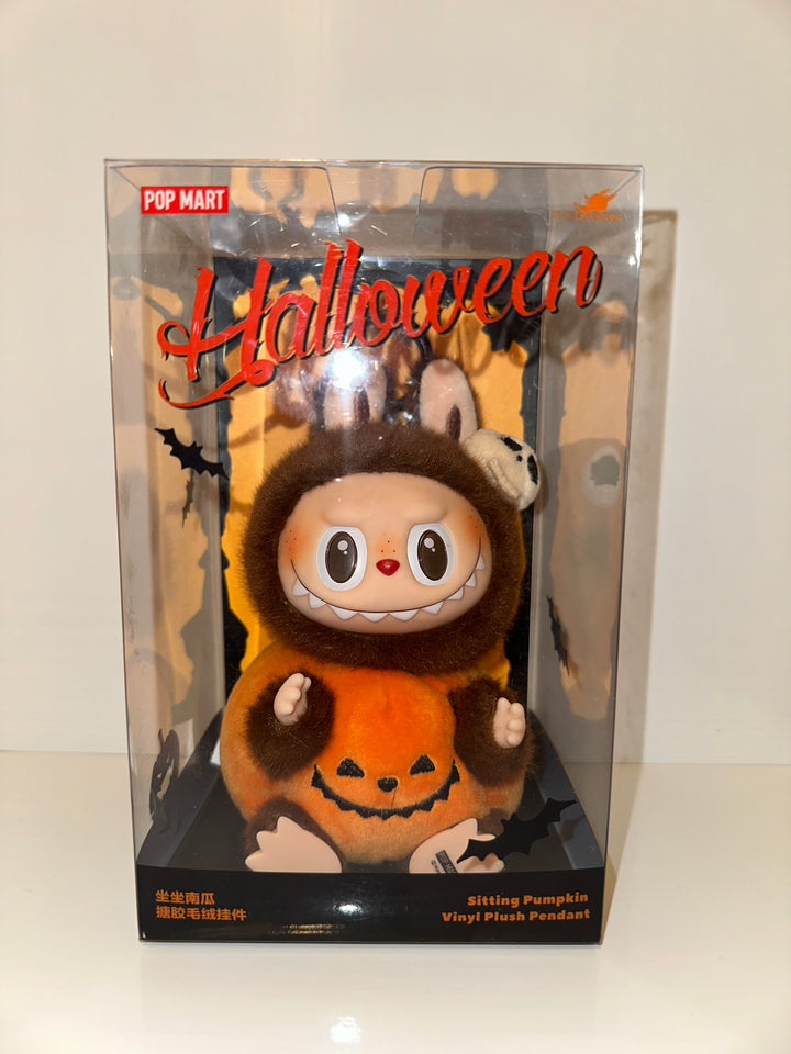 Pop Mart Halloween Labubu – Sitting Pumpkin Vinyl Plush Pendant (Limited Edition)